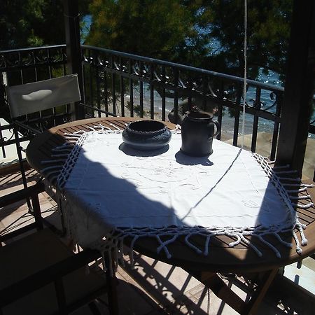 莱福卡斯特龙Stelios Seaside House别墅 外观 照片