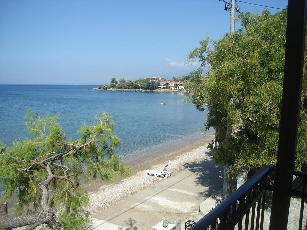莱福卡斯特龙Stelios Seaside House别墅 外观 照片